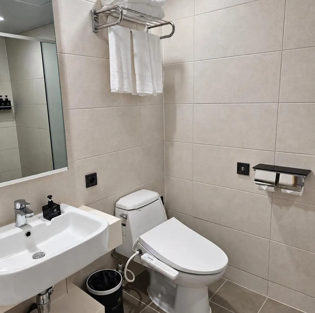 Megastar Incheon Airport Hotel