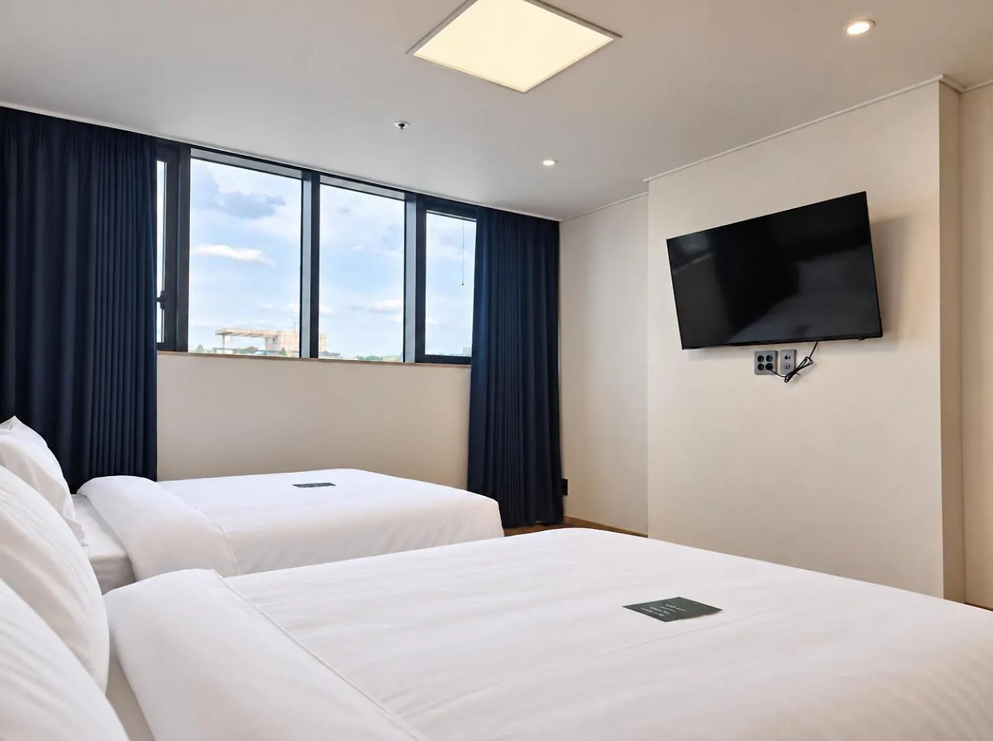 Megastar Incheon Airport Hotel 韓国