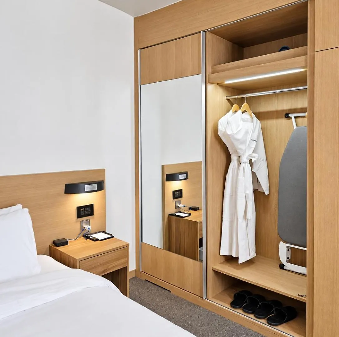 Megastar Incheon Airport Hotel