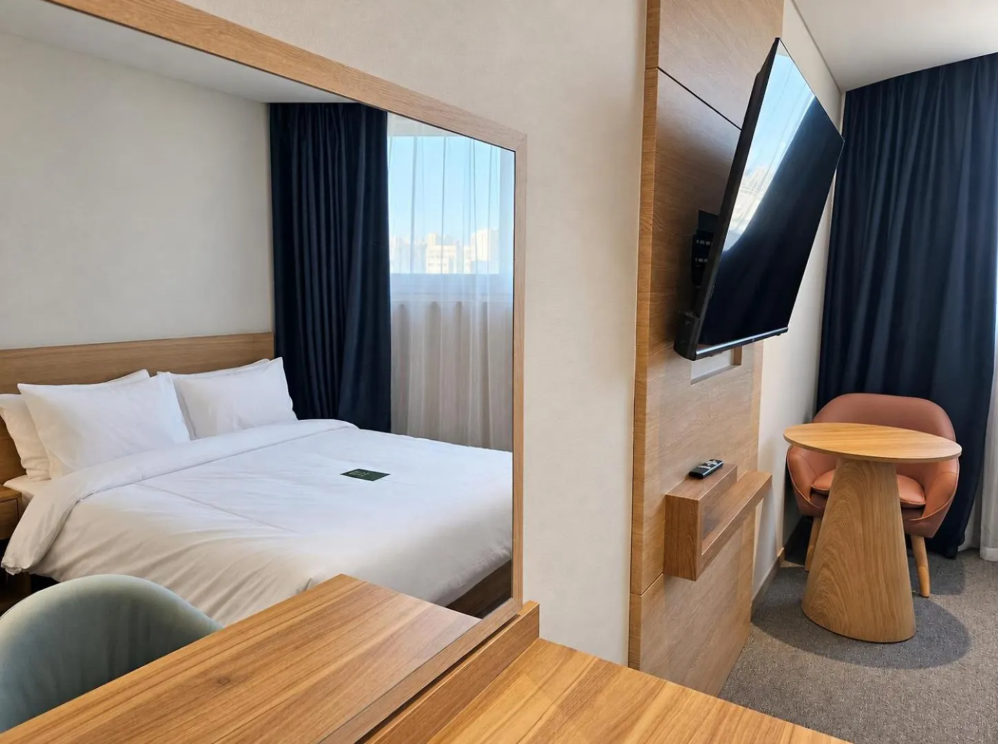 Megastar Incheon Airport Hotel 4*,